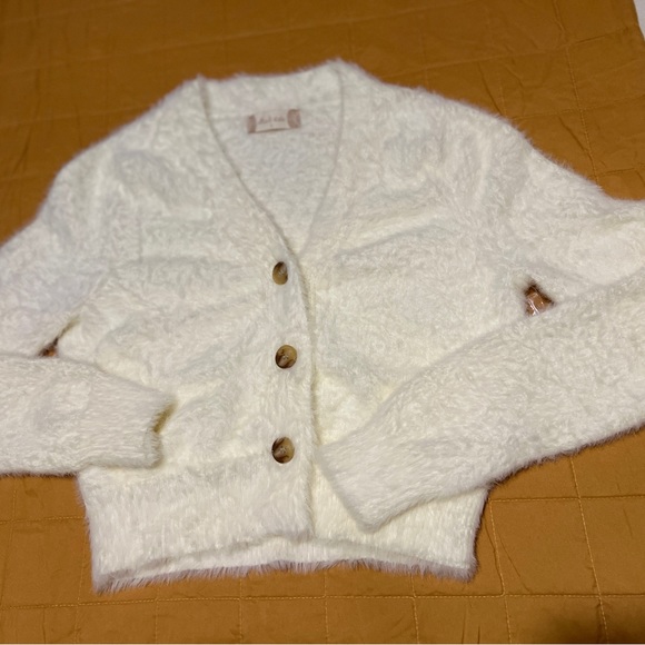 COPY - Altr’d State Small Ivory Cropped Cardigan Sweater - Picture 3 of 7